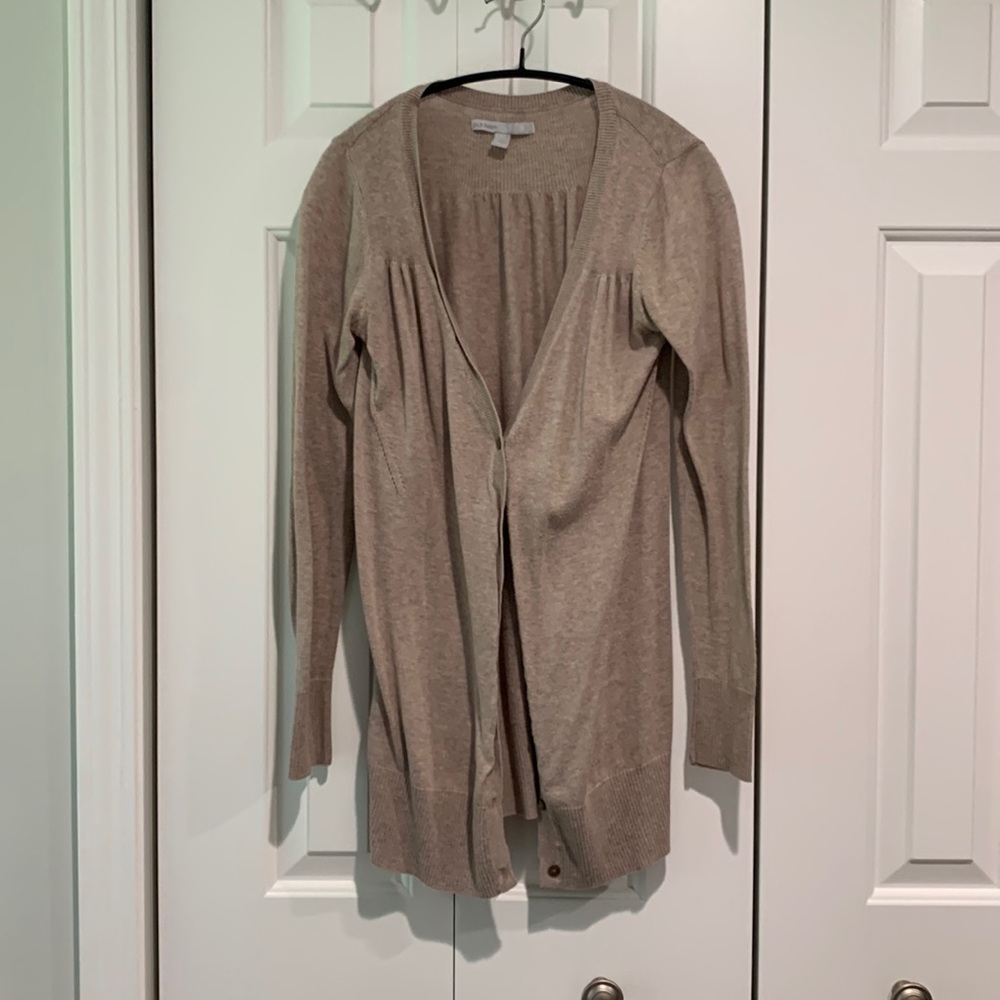 ⭐️3/$20⭐️ Old Navy Button Down Cardigan